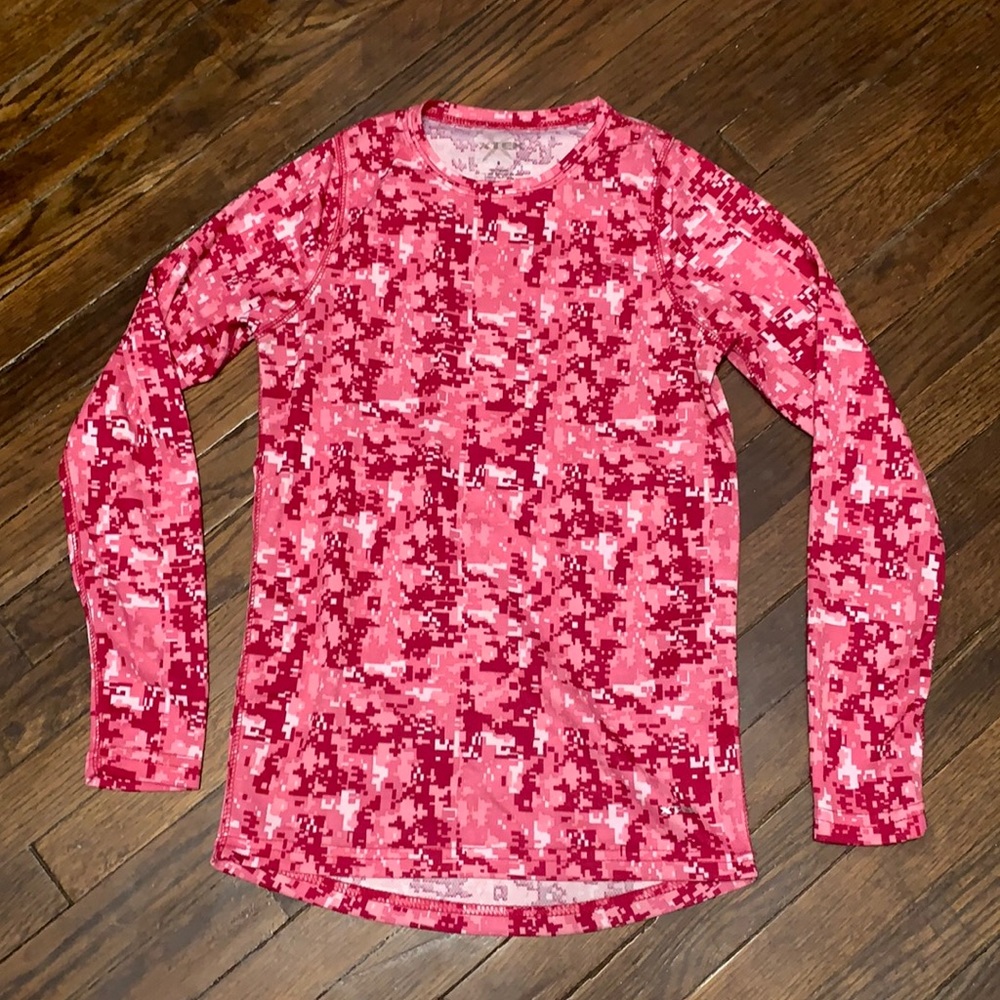 Xtek long tee. Size S.